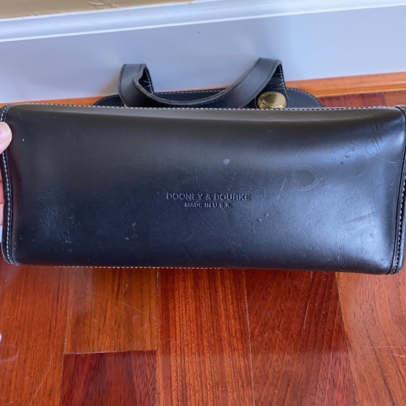 Dooney & Bourke shoulder bag - Picture 7 of 10